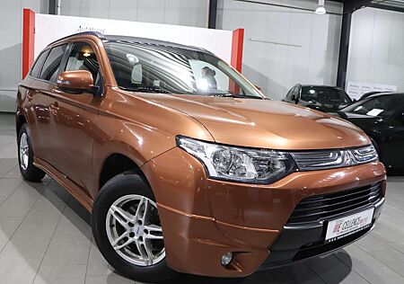 Mitsubishi Outlander 2.0 ClearTec INVITE / TEMPOMAT / PDC