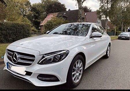 Mercedes-Benz C 180 7G-TRONIC Sehr Sparsam ..!