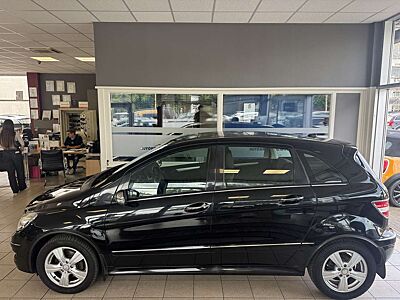 Mercedes-Benz B 200 Automatik Sport Tüv NEU T-Leder Navi PDC
