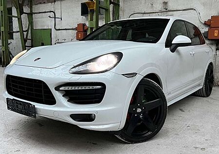 Porsche Cayenne GTS 4/S CHRONO LUFTF.SPORT-PAKET TOP 22Z
