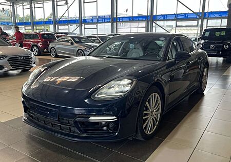 Porsche Panamera 4 E-Hybrid Pano. BOSE SoftClose PDLS