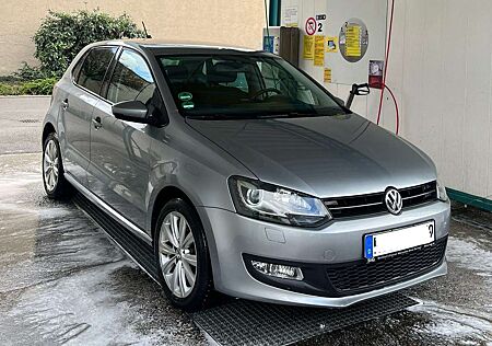 VW Polo Volkswagen 1.4 DSG Team
