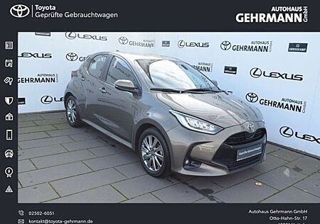 Toyota Yaris Club *CarPlay*