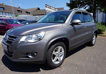 VW Tiguan Volkswagen Sport & Style 4Motion 2-Hand/Leder/Pano!!