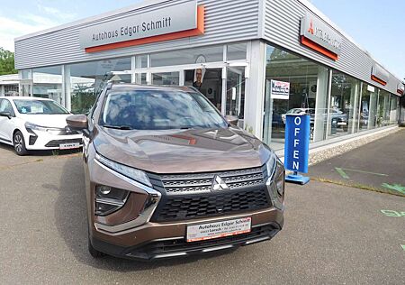 Mitsubishi Eclipse Cross PHEV 4WD Basis 1.Hand, RF-Kamera, Einpark V+H