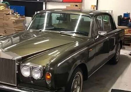 Rolls-Royce Silver Shadow 2