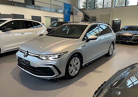 VW Golf Volkswagen VIII R-Line 1.5 eTSI DSG AID/MATRIX/KAM/AHK