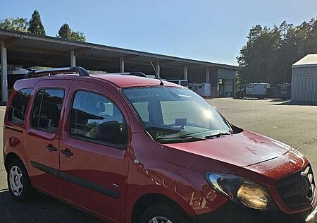 Mercedes-Benz Citan 111 CDI – Neue Reifen, neuer TÜV