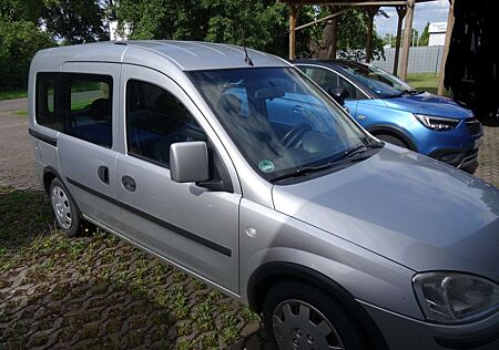 Opel Combo 1.6 CNG ecoFlex Edition