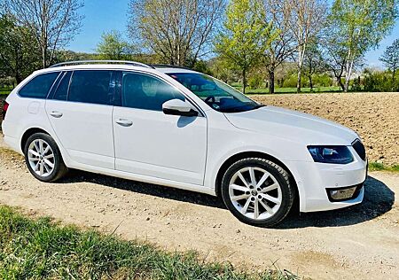 Skoda Octavia Combi 1.6 TDI Green tec DSG Elegance, Pano, 8x Rei