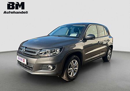 VW Tiguan Volkswagen / Navi,Sitzheizung,Multi./Steuerkette NEU
