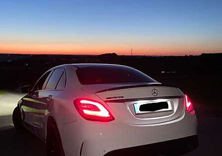Mercedes-Benz C 200 9G-TRONIC