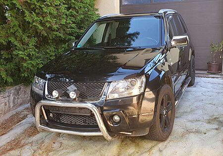 Suzuki Grand Vitara 1.9+DDiS 4x4 Limited Vollaussattung Alcantara