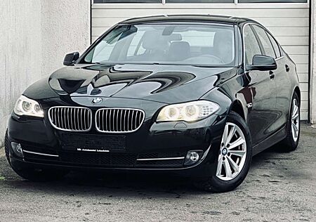 BMW 520 d Lim.*XENON*NAVI*SHZ*TEMPO*1.HAND*TÜV 06.26