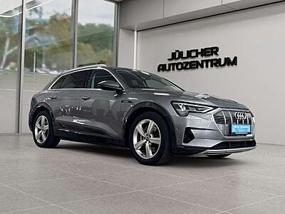 Audi e-tron 55 quattro advanced, Gehobene Ausstattung
