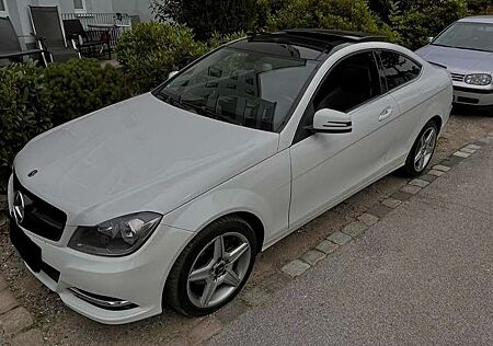 Mercedes-Benz C 220 CDI DPF Coupe (BlueEFFICIENCY)