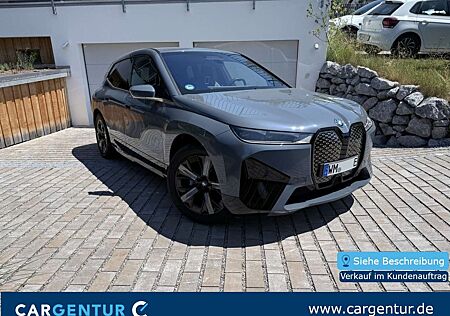 BMW iX xDrive50 Sport AHK Luft SpoSi H-K StHz 360°