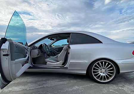 Mercedes-Benz CLK 500 CLK Coupe 500 Avantgarde