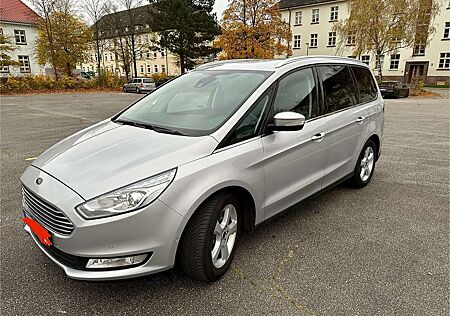 Ford Galaxy Titanium