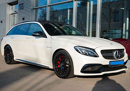 Mercedes-Benz C 63 AMG C 63 S Kombi Designio Leder Burmeister Head Up
