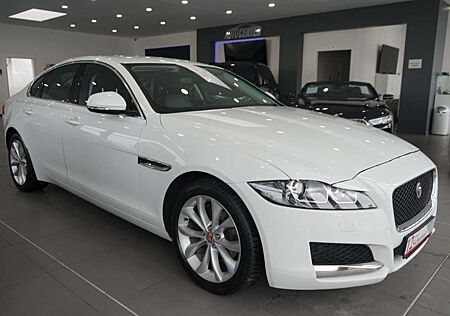 Jaguar XF Prestige+NAVI+KAMERA+PDC+AUTOMATIK