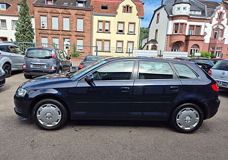 Audi A3 1.6 Attraction " Zahnriemen neu, TÜV / AU neu "