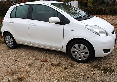 Toyota Yaris Cool 1.3TSI*HU NEU*KD-GEPFL:*KLIMA