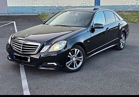 Mercedes-Benz E 300 CDI BlueEfficiency (212.020)