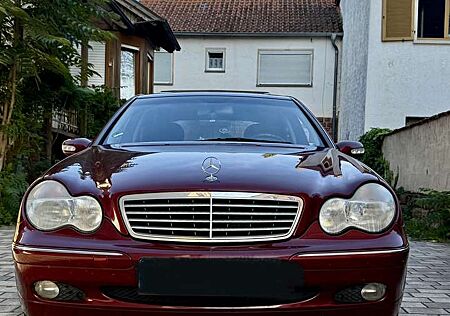 Mercedes-Benz C 180 Classic