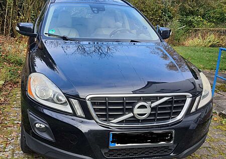 Volvo XC 60 XC60 XC60 D5 AWD Momentum