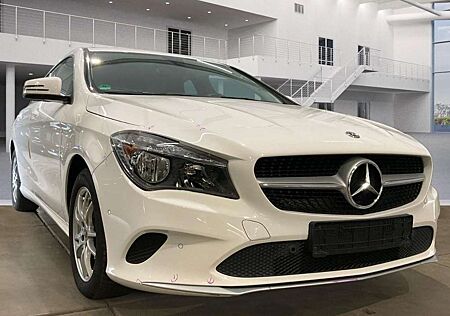 Mercedes-Benz CLA 180 NAVI KEYLESS SITZHZG. GAR