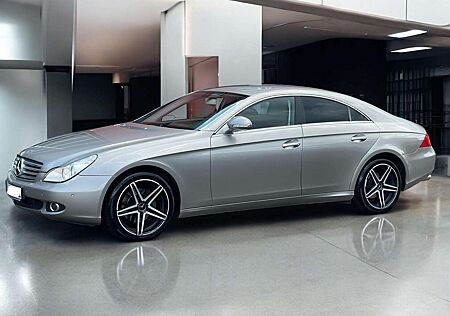 Mercedes-Benz CLS 320