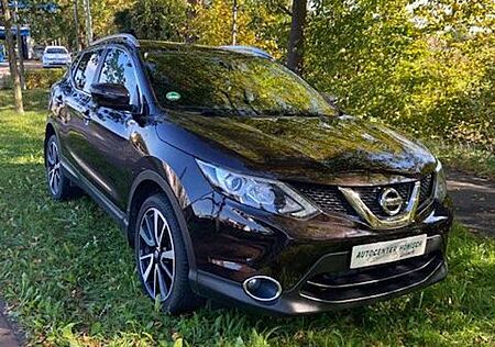 Nissan Qashqai Tekna 1,2Ltr. SHZ Glasdach Klima E-Sitze Navi RFK