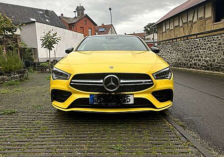 Mercedes-Benz CLA 35 AMG 4Matic Speedshift 7G-DCT