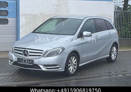 Mercedes-Benz B 180 CDI / NAVI / SHZG / LEDER / KLIMAAUT. /PDC