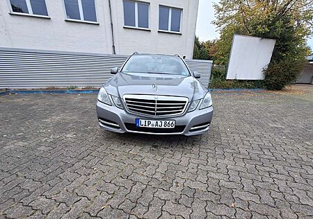 Mercedes-Benz E 250 T CDI DPF 4Matic BlueEFFICIENCY 7G-TRONIC Elegance