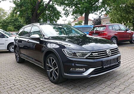 VW Passat Volkswagen Alltrack,4x4,Leder,Standhzg,Panoram,Ahk
