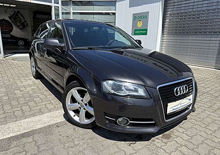 Audi A3 2.0 TDI Sportback DPF S tronic line Sportpaket