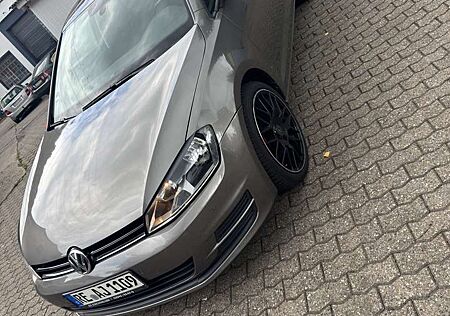 VW Golf Volkswagen 1.6 TDI BlueMotion Technology DSG Comfortline