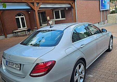 Mercedes-Benz E 200 d 9G-TRONIC