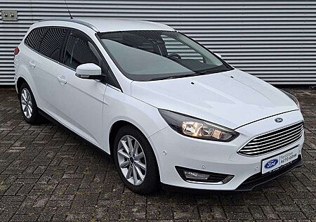 Ford Focus Titanium Turnier *NAVI*PDC*SHZ*GJR*