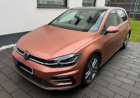 VW Golf Volkswagen 1.5 TSI ACT OPF DSG Highline R-Line