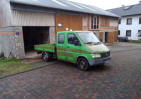 Mercedes-Benz Sprinter 308 D 903.322 Doppelkabine und Pritsche