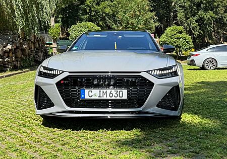Audi RS6 | neuwertig | 2.900 km | Mwst. ausw.