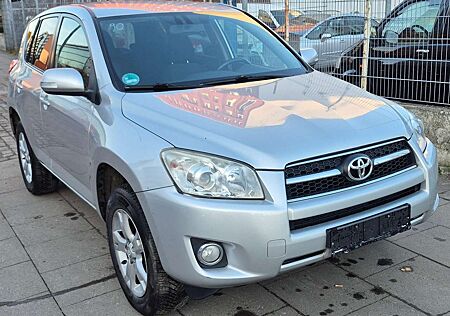 Toyota RAV 4 2.0 4x2 Sol