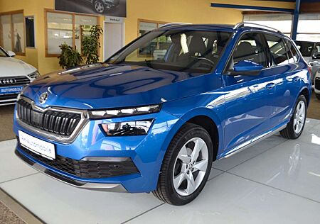 Skoda Kamiq Style AUTOMATIK / Bi-XENON / NAVI / PDC