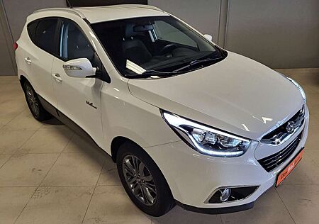 Hyundai ix35 blue Finale 1.6 2WD *Sitzh.*PDC*Bluet.*AHK*