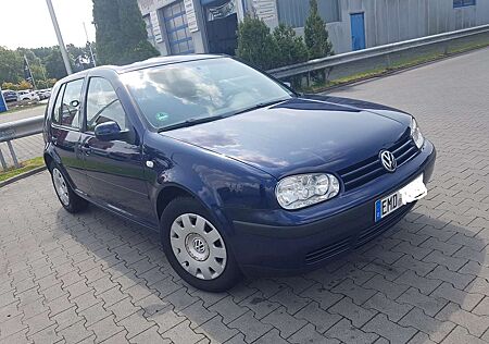 VW Golf Volkswagen