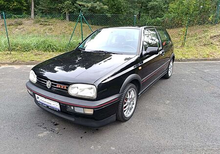 VW Golf Volkswagen 3 GTI 20-Jahre Edition , Klima