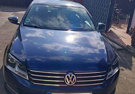 VW Passat Volkswagen 1.4 TSI BlueMotion Technology Trendline